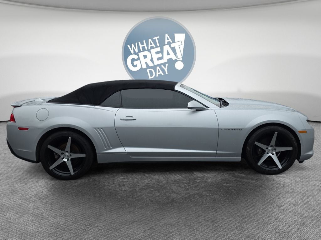 Used 2015 Chevrolet Camaro 2LT with VIN 2G1FF3D31F9221774 for sale in Austintown, OH