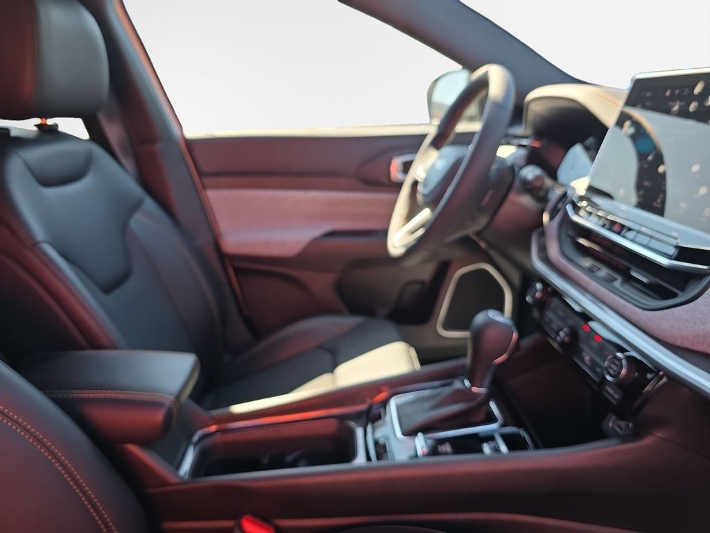 2026 Jeep Compass Base