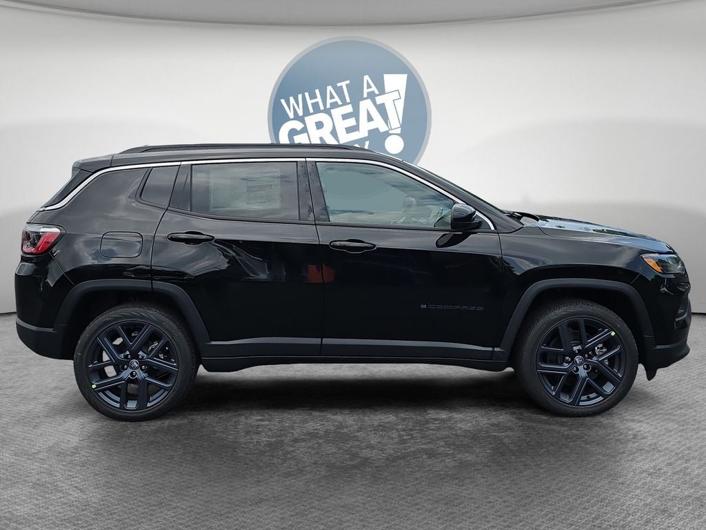 2026 Jeep Compass Base