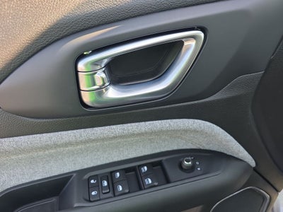 2026 Jeep Compass Base