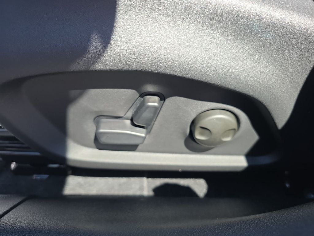 2026 Jeep Compass Base
