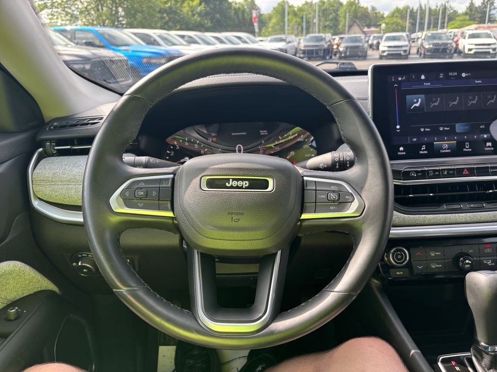 2022 Jeep Compass Latitude Lux