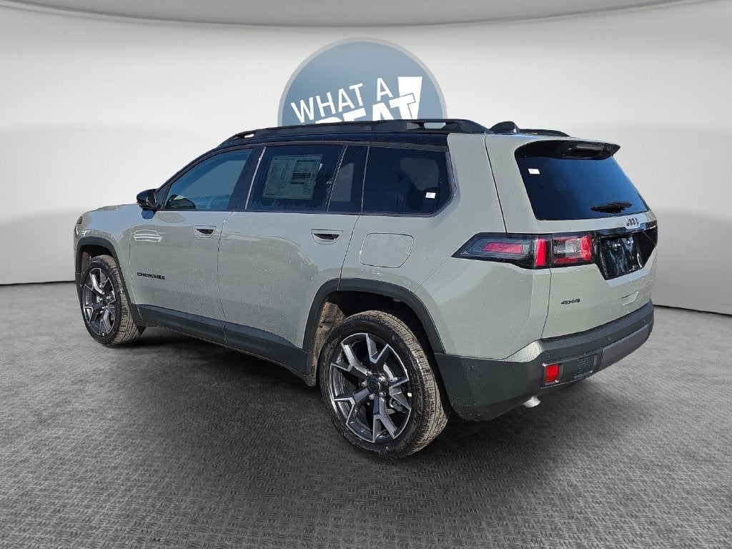 2027 Jeep Cherokee Overland