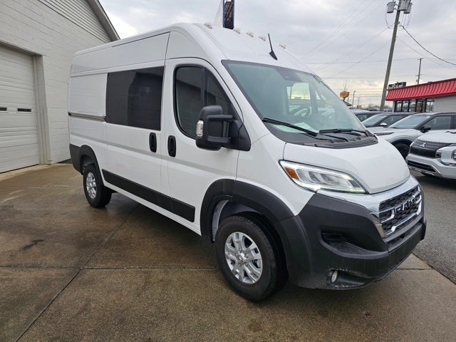 2025 RAM Promaster Base