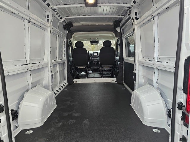 2025 RAM Promaster Base