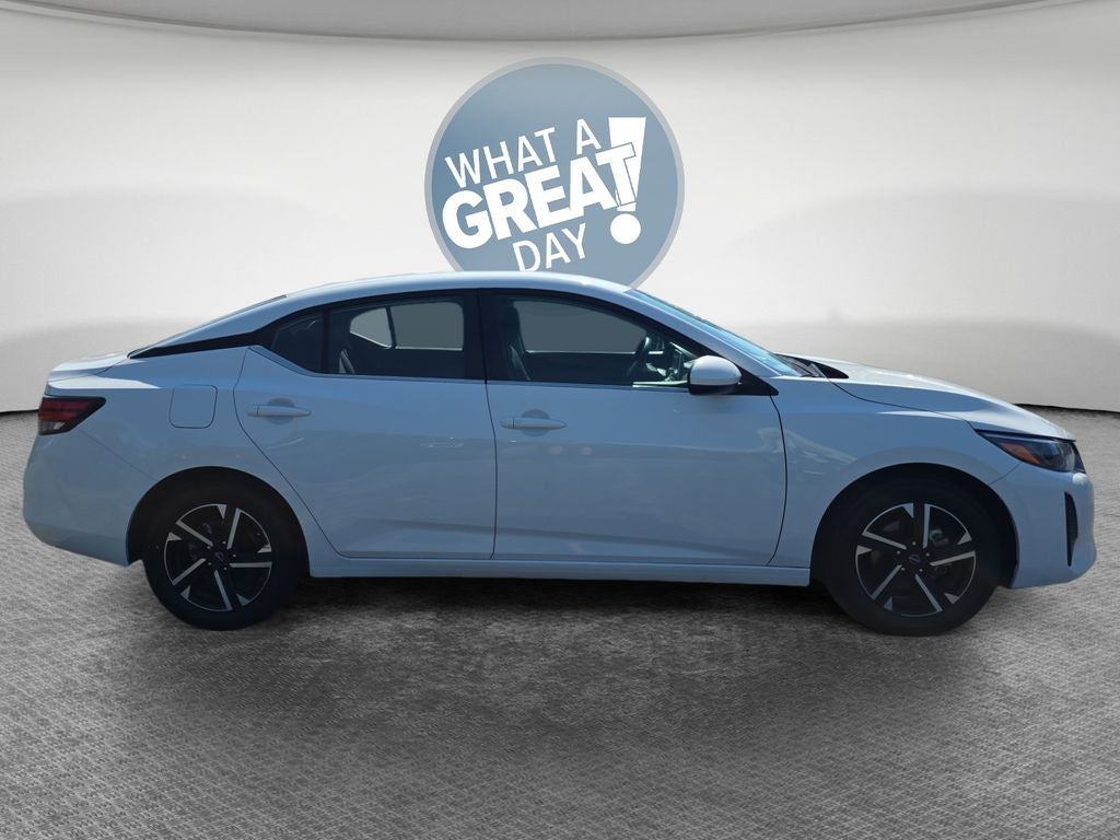 Used 2024 Nissan Sentra SV with VIN 3N1AB8CV0RY273112 for sale in Austintown, OH