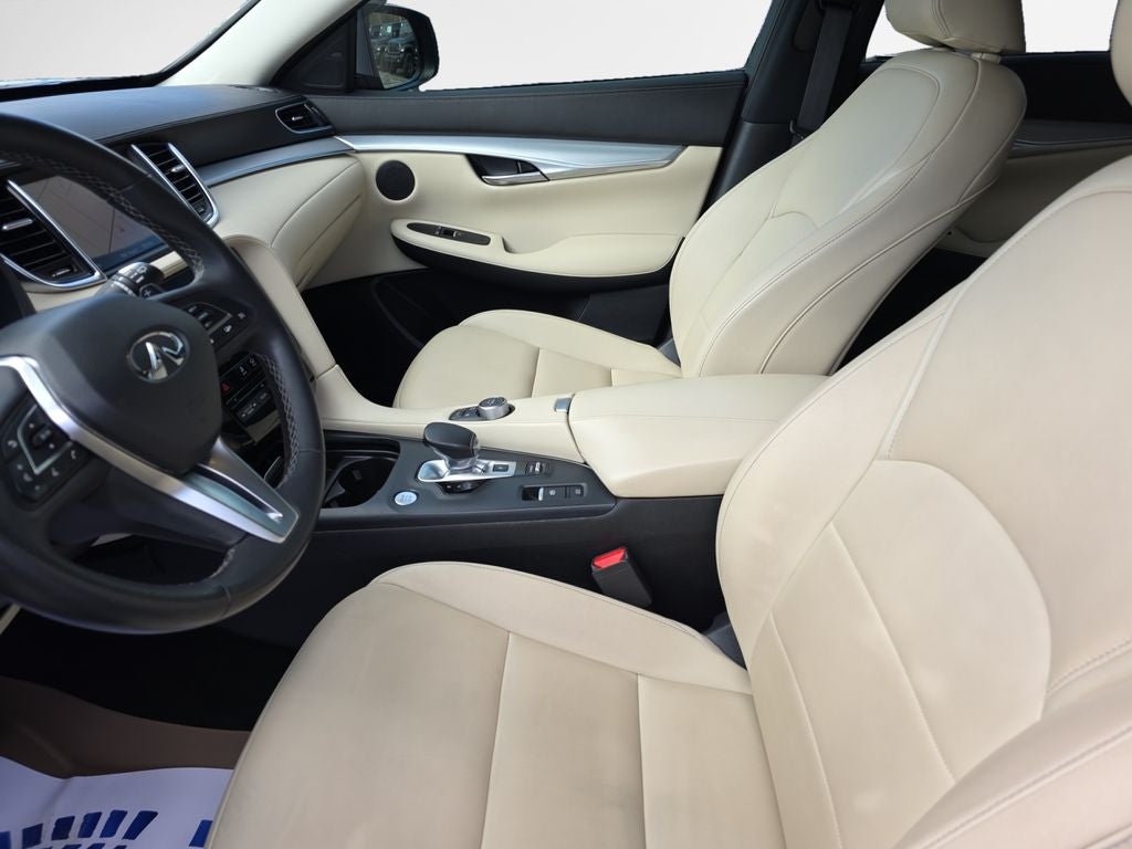 2019 INFINITI QX50 LUXE