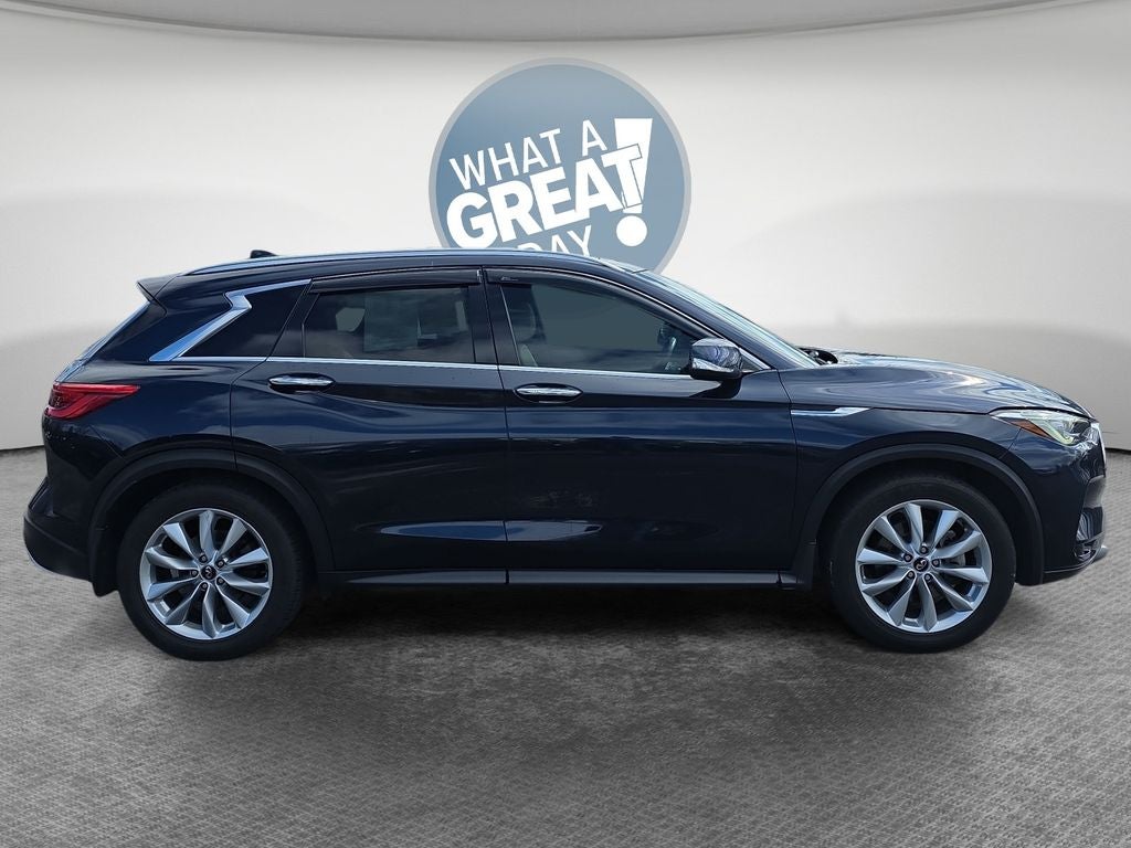 Used 2019 INFINITI QX50 Luxe with VIN 3PCAJ5M13KF142753 for sale in Austintown, OH