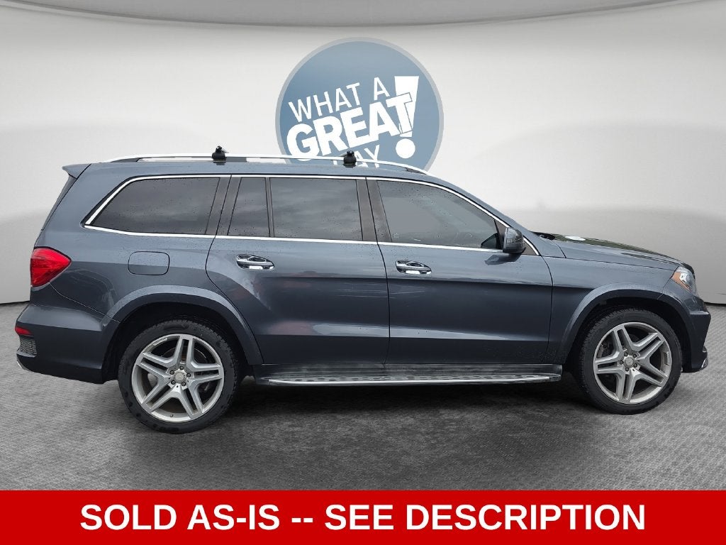 Used 2015 Mercedes-Benz GL-Class GL550 with VIN 4JGDF7DE9FA449528 for sale in Austintown, OH