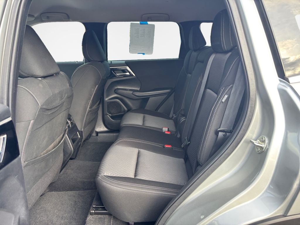 2022 Mitsubishi Outlander ES