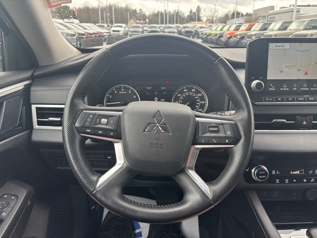 2022 Mitsubishi Outlander SE