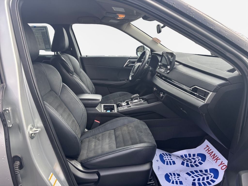 2022 Mitsubishi Outlander SE