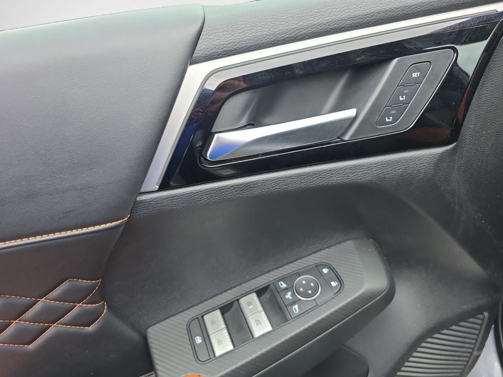 2022 Mitsubishi Outlander SEL Touring