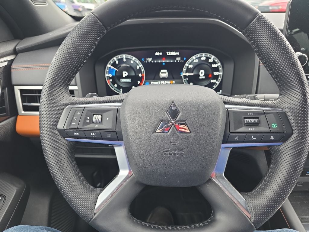 2022 Mitsubishi Outlander SEL Touring