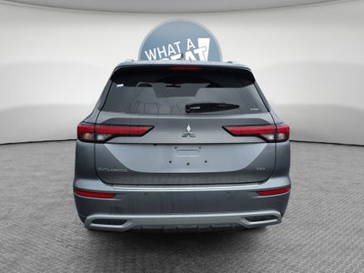 2022 Mitsubishi Outlander SEL Touring