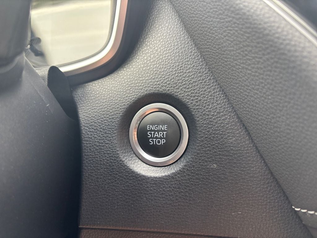 2021 Toyota Corolla Hatchback SE Nightshade Edition