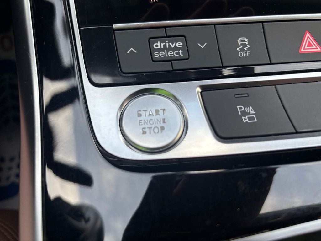 2020 Audi Q7 55 Premium Plus quattro