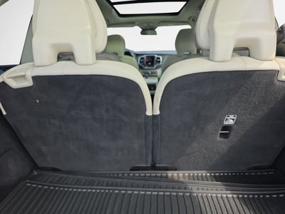 2025 Volvo XC90 B6 Plus 6-Seater